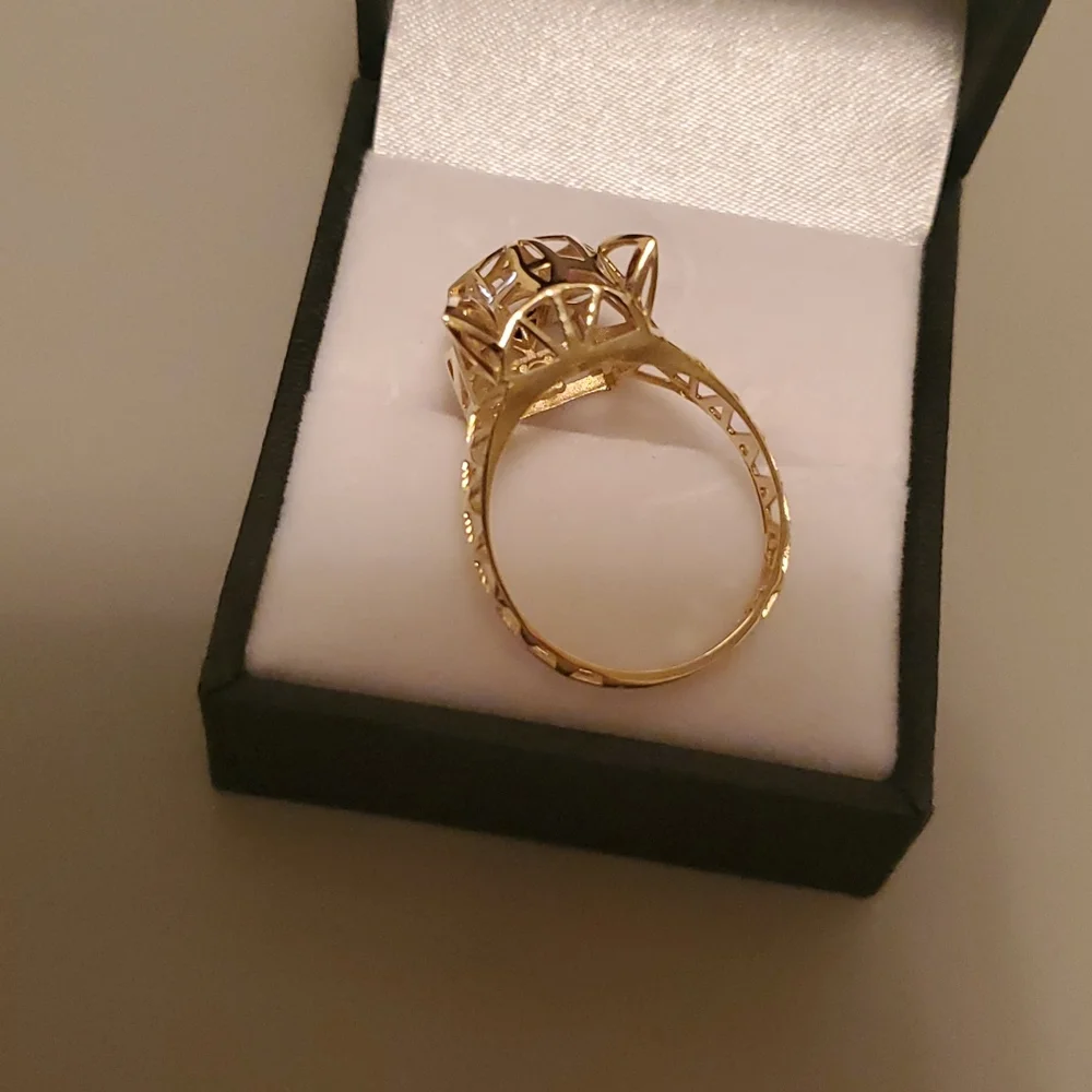 Ring - Picture 4 of 6